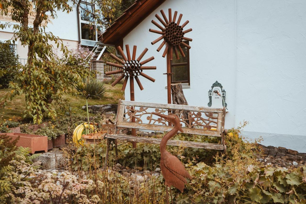 Ferienparadies Am Kammerberg - Ein Ganzes Haus Fuer Sie Alleine!!! Weißenhorn Buitenkant foto