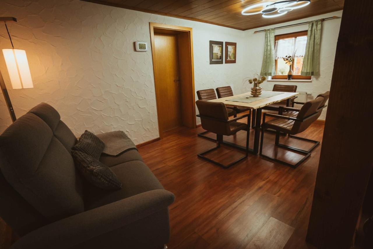 Ferienparadies Am Kammerberg - Ein Ganzes Haus Fuer Sie Alleine!!! Weißenhorn Buitenkant foto